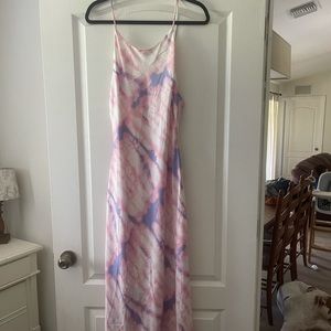 Slinky pink tie dye dress, never worn!